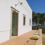 Eco-villa Monte Do Barrocalinho לואה